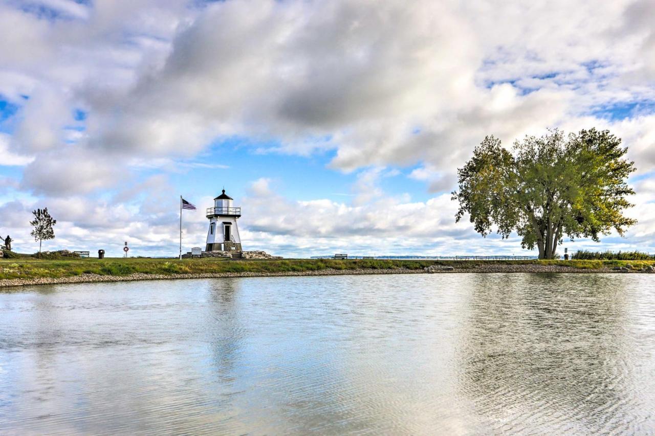 Sweetwater Hideaway - Blocks To Lake Erie! Port Clinton Bagian luar foto