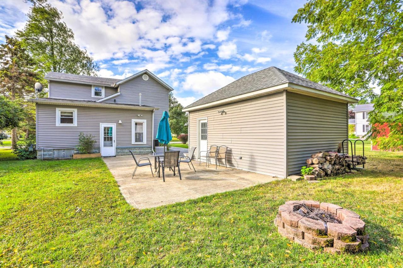Sweetwater Hideaway - Blocks To Lake Erie! Port Clinton Bagian luar foto